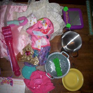 LOT OF DOLL CLOTHING FOR LARGE DOLLS Metal Pot, Crown, 1995 MTHK Dish Fur Real